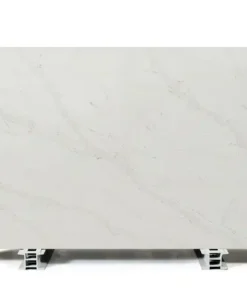 Calacatta Vicente Unistone - blaty z konglomeratu kwarcowego Koszalin – elegancja i trwałość dla Twojego wnętrza